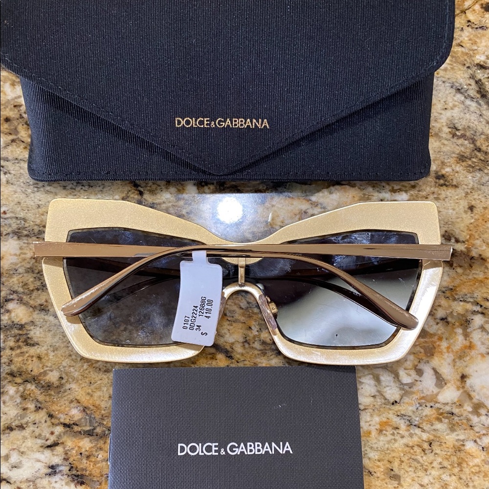 NEW, AUTHENTIC DOLCE & GABBANA DG2224 LOGO PLAQUE - Picture 5 of 8